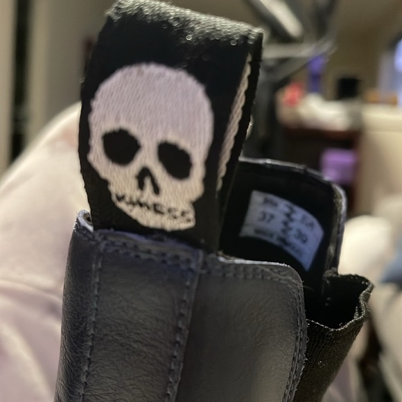 King 55 Brick Lane Chelsea Boot in Navy from King55 - Picture 5 of 12